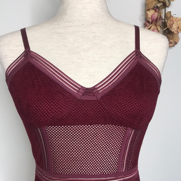 🚫SOLD🚫‘The Dita’ burgundy fishnet bodysuit - Picture 8 of 11